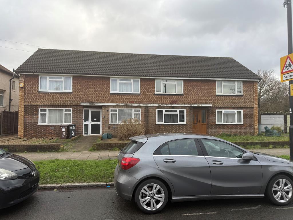 Lot: 125 - FREEHOLD GROUND RENT INVESTMENT - View of detached property from Sutton Lane